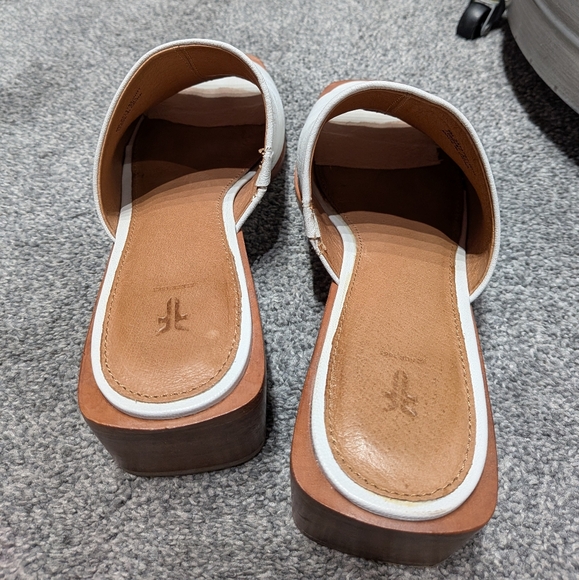 Frye White Lucia Mule Sandals Size 8 - Picture 3 of 8